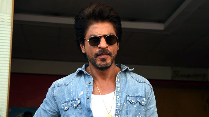 “I Found The Background Music Of Raees SO INTRIGUING…”: Shah Rukh Khan “I Found The Background Music Of Raees SO INTRIGUING…”: Shah Rukh Khan