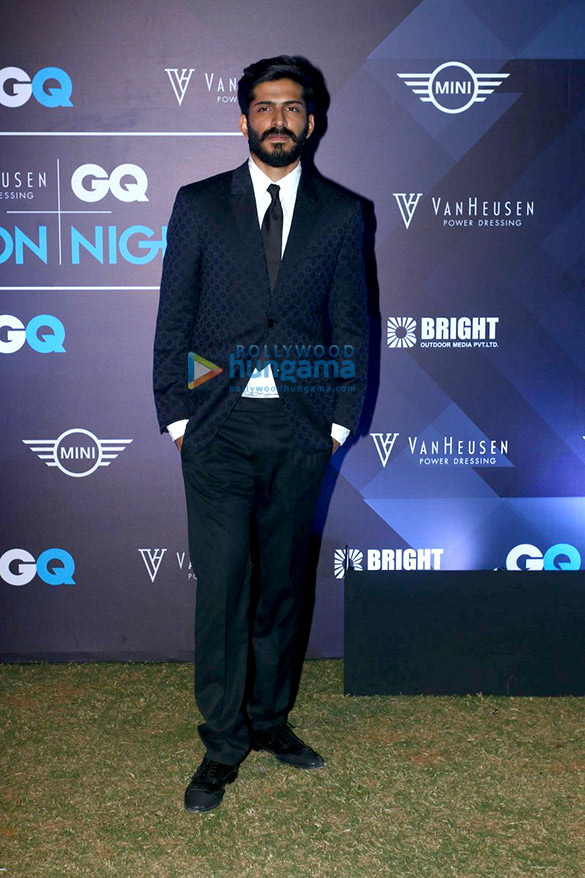 farhan kunal anil walk the ramp at the gq fashion nights 8