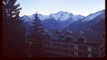 Watch: Jacqueline Fernandez goes skiing in France