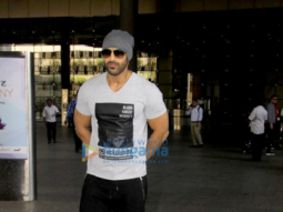John Abraham, Saif Ali Khan and other celebs snapped at the airport