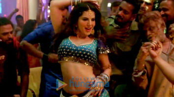 Movie Stills Of The Movie Raees