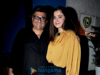 Ranbir Kapoor, Alia Bhatt, Karan Johar and many more party at Olive
