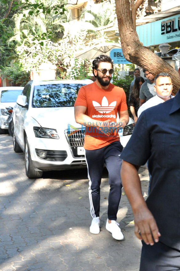 ranveer snapped post a salon session at bblunt 2