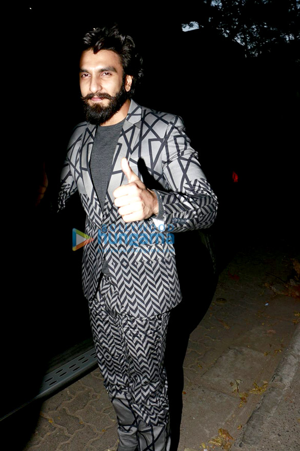 Ranveer Singh snapped post party with close friends in Bandra Ranveer Singh snapped post party with close friends in Bandra