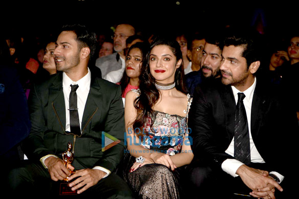 red carpet of 23rd annual star screen awards 2016 53