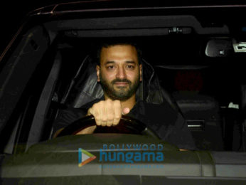 Salman Khan celebrates 51st birthday at his farmhouse in Panvel