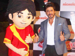 Shah Rukh Khan wins ‘Kids’ Ikon of the Year’ award at Nickelodeon’s Kids Choice Awards 2016
