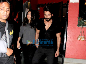 Shahid Kapoor & Mira Rajput snapped post dinner in Bandra