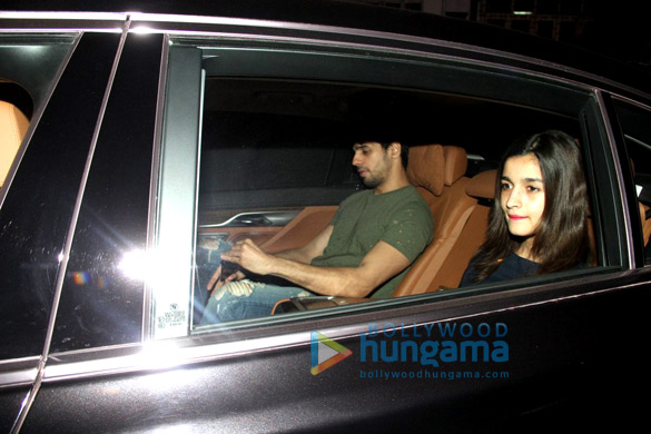 sidharth alia snapped at imran khans house 3