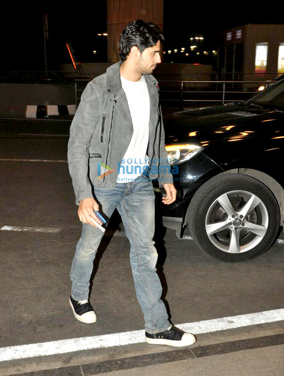 sidharth alia snapped for new year holiday 8