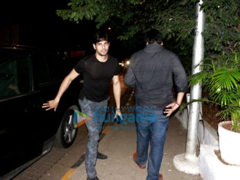 Sidharth Malhotra & Zareen Khan snapped at Olive