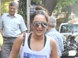 Sonakshi Sinha snapped post her lunch at ‘Salt Water Cafe’
