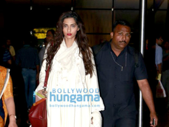 Sonam Kapoor and Sonakshi Sinha snapped at the Mumbai airport