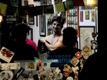 Sushant Singh Rajput snapped post getting tattooed in Bandra