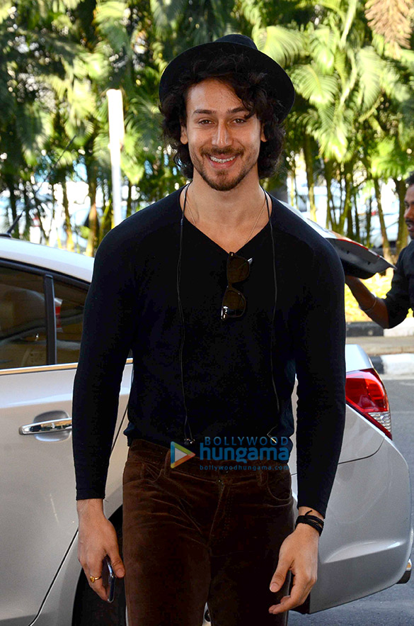 tiger shroff and nidhi agarwal snapped 1
