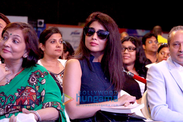 twinkle khanna shriya saran at times litfest 2016 6