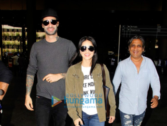 Aamir Khan, Sunny Leone and others snapped at the airport