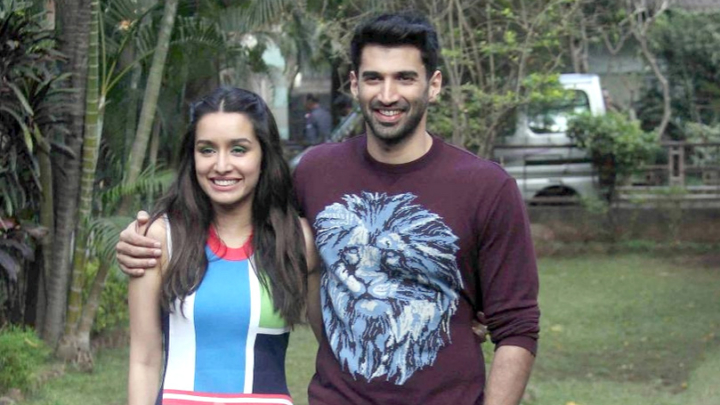 Aditya Roy Kapur, Shraddha Kapoor SING & ROCK Humma Humma At Chandigarh University Aditya Roy Kapur, Shraddha Kapoor SING & ROCK Humma Humma At Chandigarh University