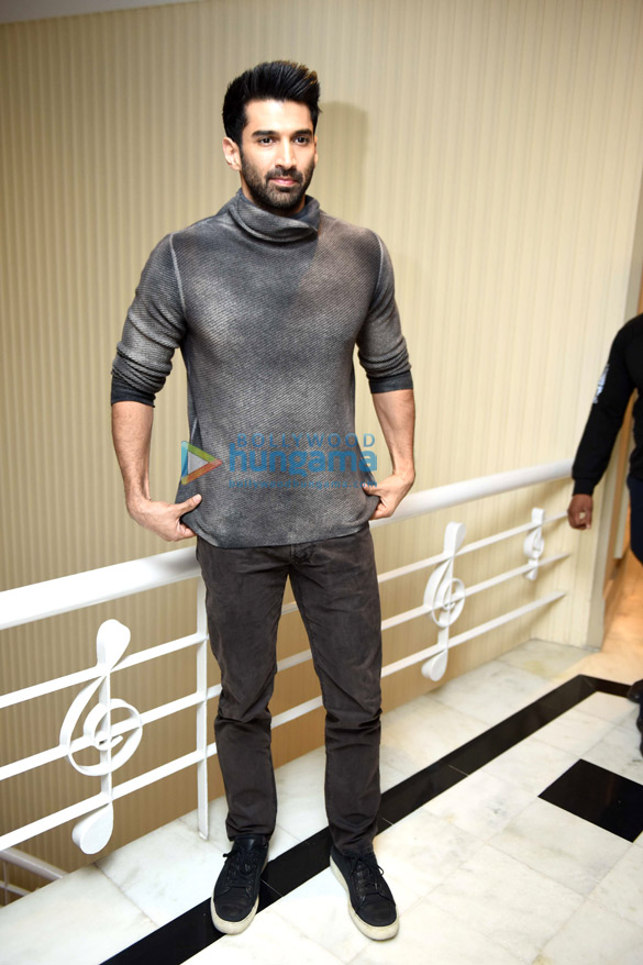 aditya roy kapur shraddha kapoor promote ok jaanu in delhi 5