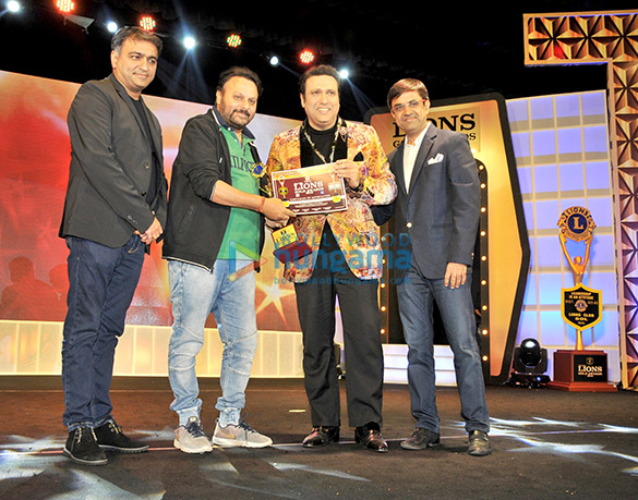 aishwarya rai bachchan and tiger shroff grace the 23rd sol lions gold awards 2016 10