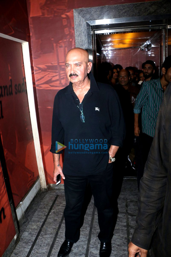 akshay kumar rekha sonam kapoor and others at the special screening of kaabil 4