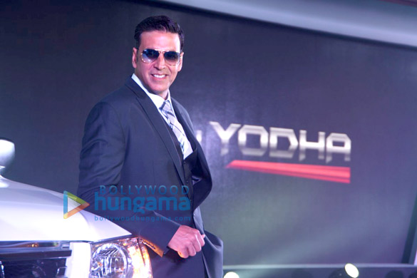 akshay kumar unveils new tata xenon yodha vehicle 2