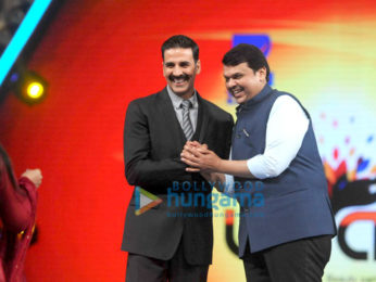 Bollywood celebs perform for a cause at 'Umang' police show
