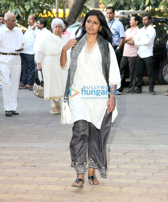 celebs attend om puris prayer meet 21