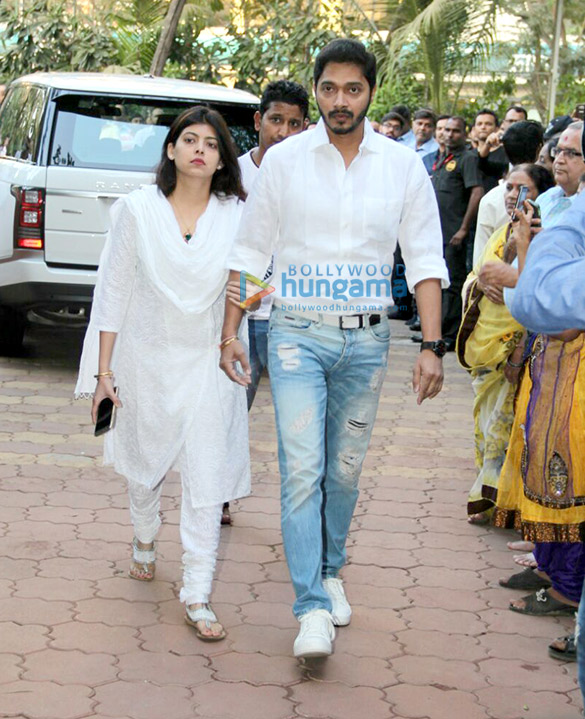 celebs attend om puris prayer meet 3