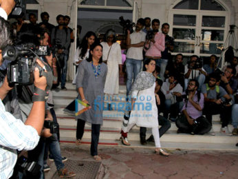 Celebs attend Om Puri's prayer meet