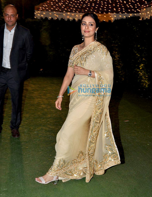 celebs grace ronnie screwvalas daughters wedding reception 10