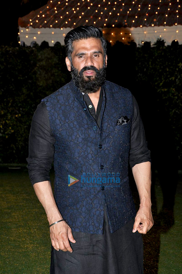 celebs grace ronnie screwvalas daughters wedding reception 23