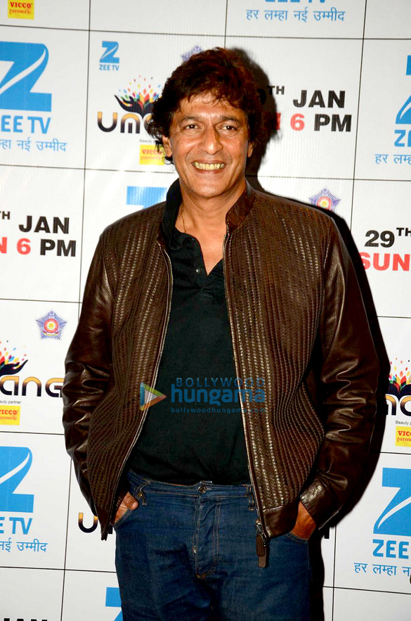 celebs grace the red carpet for umang police show 9