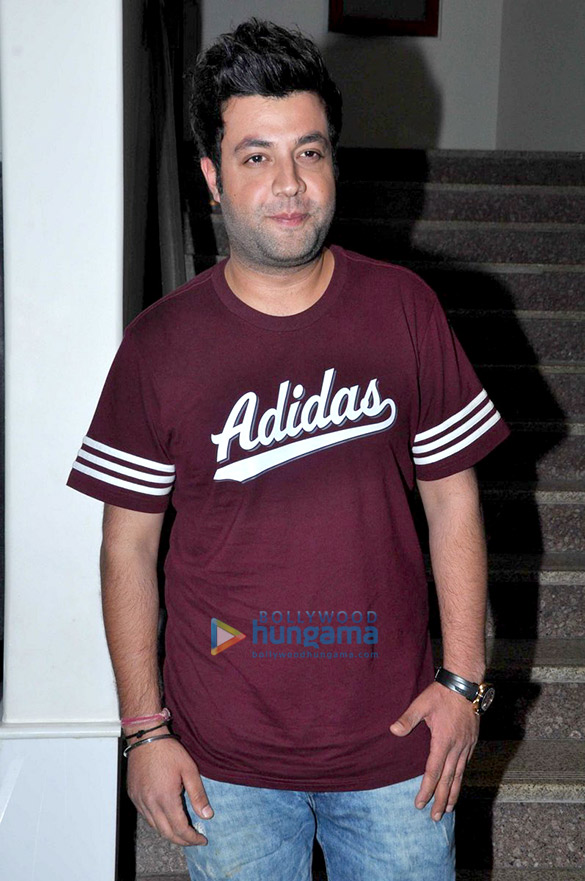 farhan daisy snapped post raees screening 6