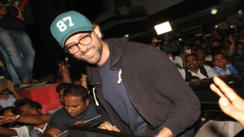 Check out: Hrithik Roshan surprises fans by visiting Chandan cinema
