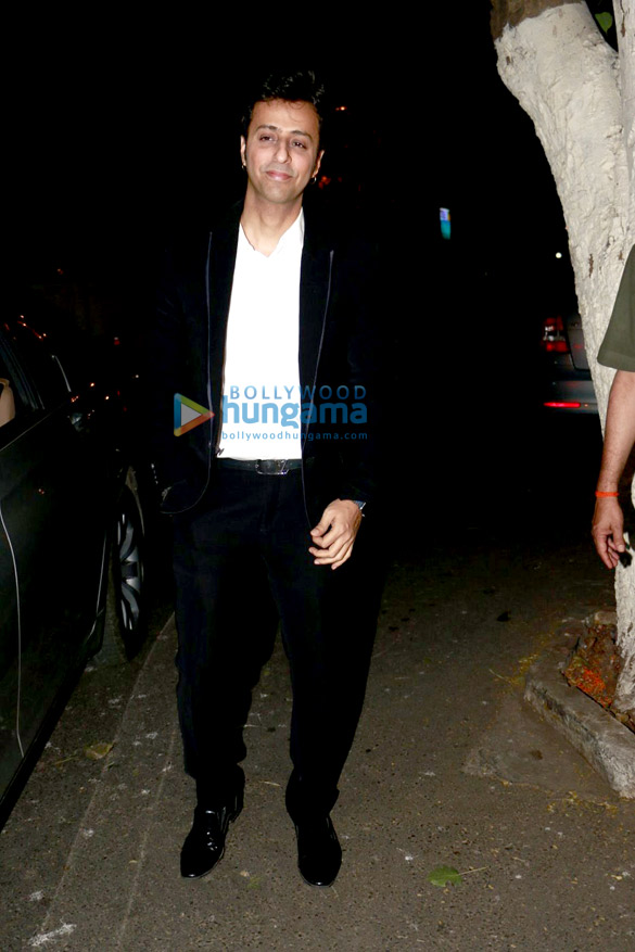 hrithik yami sussanne and others snapped 4