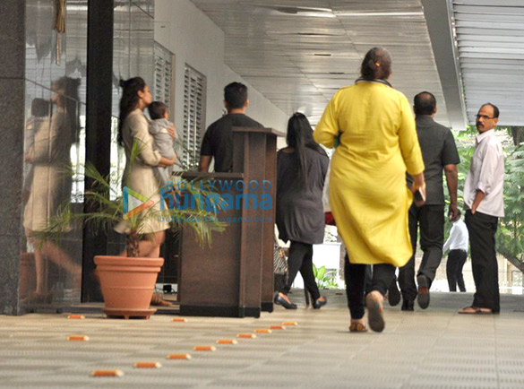 huma qureshi and arpita khan snapped post lunch at hakassan 2