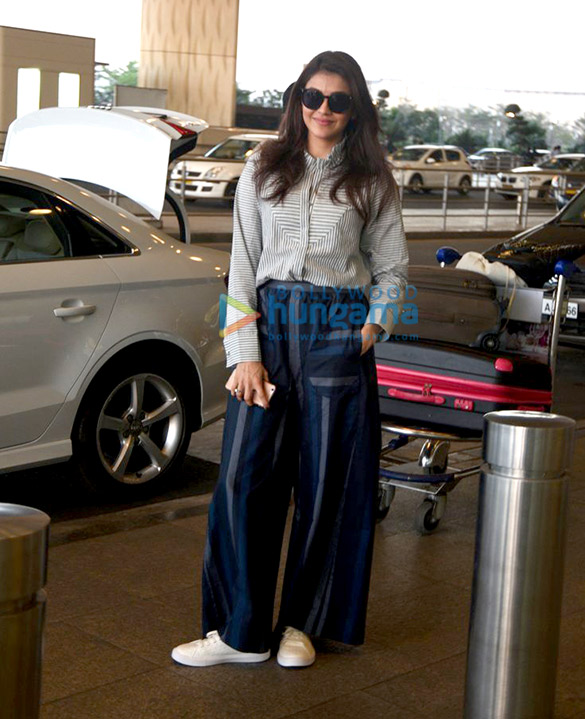 kajal aggarwal snapped at the airport 3