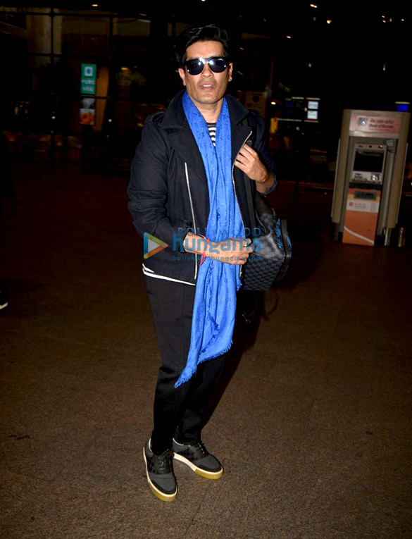 priyanka chopra sophie choudry manish malhotra snapped at the airport 8