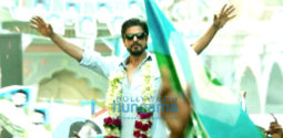 Movie still from the Movie Raees