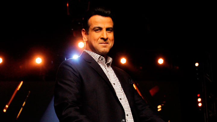 Ronit Roy’s AWESOME Rapid Fire On Hrithik Roshan, Daily Soaps, Amitabh Bachchan Ronit Roy’s AWESOME Rapid Fire On Hrithik Roshan, Daily Soaps, Amitabh Bachchan