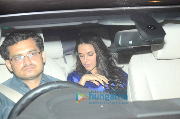 saif sidharth and alia snapped at karans house 4