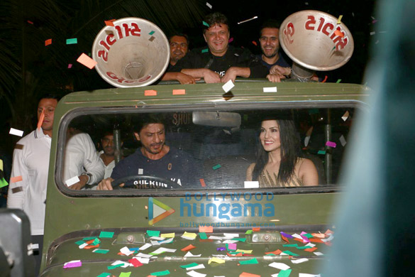 shah rukh khan sunny leone and others grace the success bash of raees 10