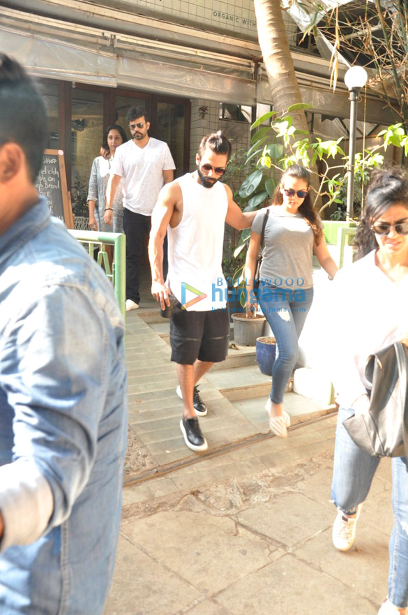 Shahid Kapoor and Mira Rajput snapped post lunch at a restaurant in Bandra