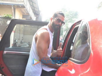 Shahid Kapoor and Mira Rajput snapped post lunch at a restaurant in Bandra