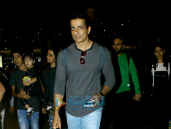 Shilpa Shetty, Sussanne Roshan and others snapped at the airport
