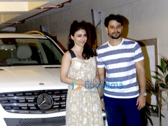 Soha Ali Khan, Kunal Khemu and Harshvardhan Kapoor snapped post dinner at Kareena Kapoor Khan & Saif Ali Khan's house