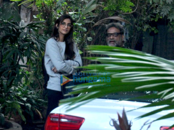 Sonam Kapoor snapped with R Balki in Bandra
