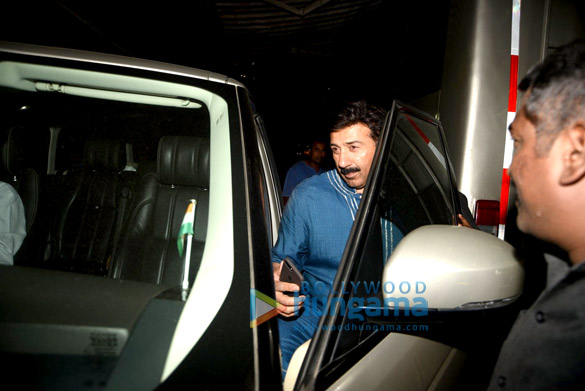sunny deol snapped on the sets of bhaiyaji superhit 3