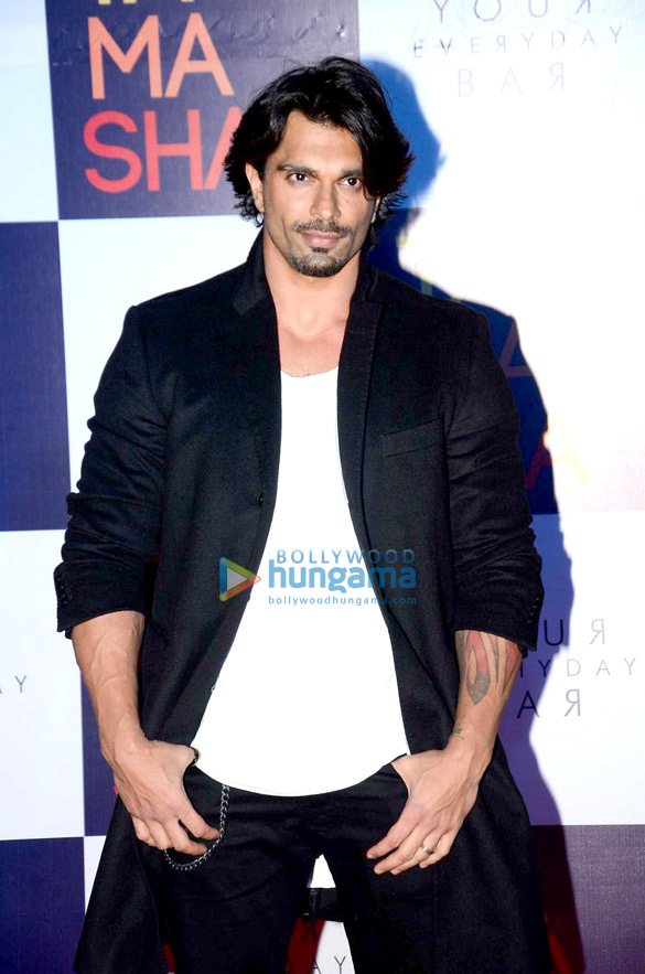 sunny leone amy jackson and karan singh grover grace the launch of tamasha 3